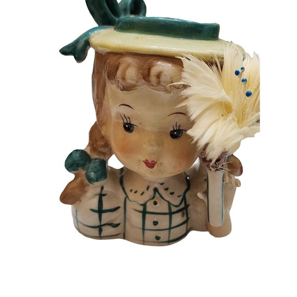 Vintage Unsigned 60s Lady Vase With Feather Vase (A2396) - Picture 1 of 7